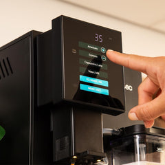 Cecotec Machine à Café Superautomatique Cremmaet Compactccino Black Rose, 19 bars, Réservoir à lait, Système Thermoblock, 5 niveaux de mouture, Réservoir à café 150g