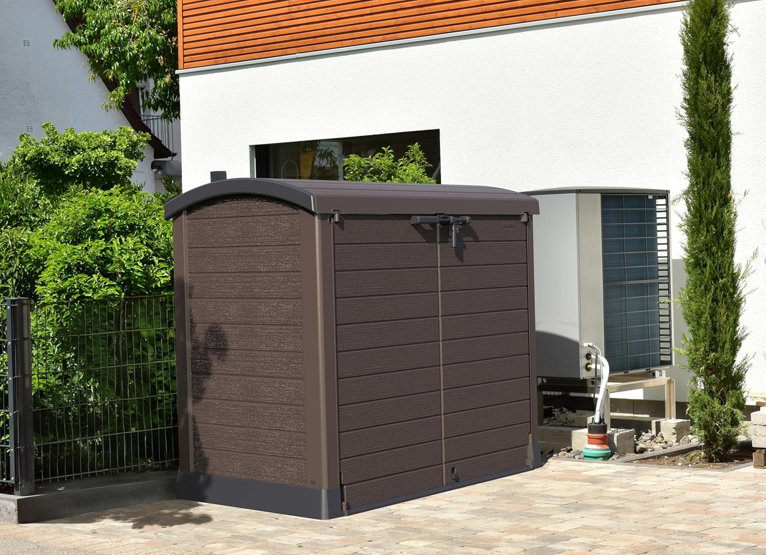 Duramax StoreAway 1200L Plastic Garden Shed/ Flat Lid, Outdoor Storage Shed, Wheelie Bin Hideaways, Wheelie bin box, Durable Construction, Ideal for Bikes, BBQs & 2x 240L Bins, 145x85x125 cm, Brown