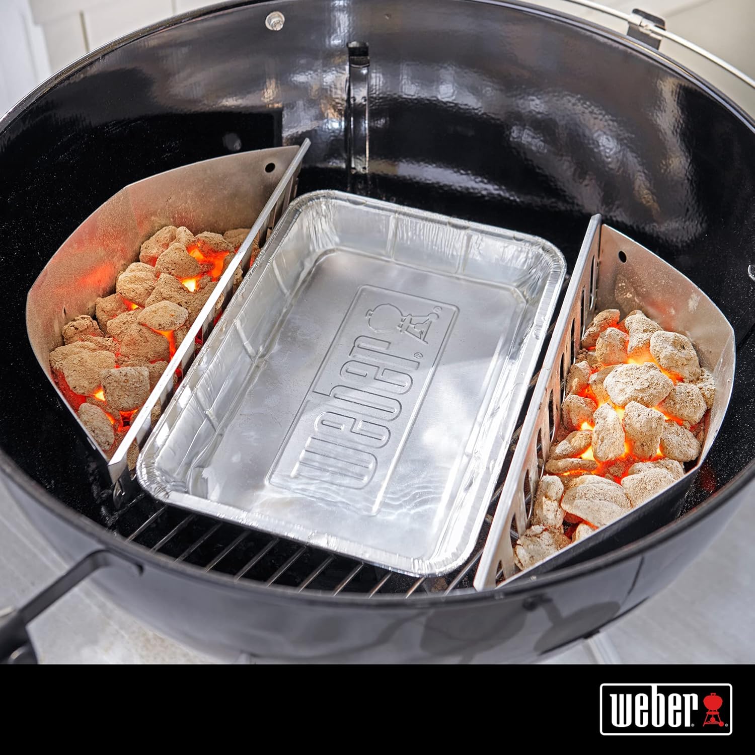 Weber Q1400 Barbecue électrique avec support, surface de cuisson 43 x 32 cm, nomade, grille en fonte émaillée divisée en 2 parties, couvercle et cuve en fonte d'aluminium - Gris foncé (52020853)